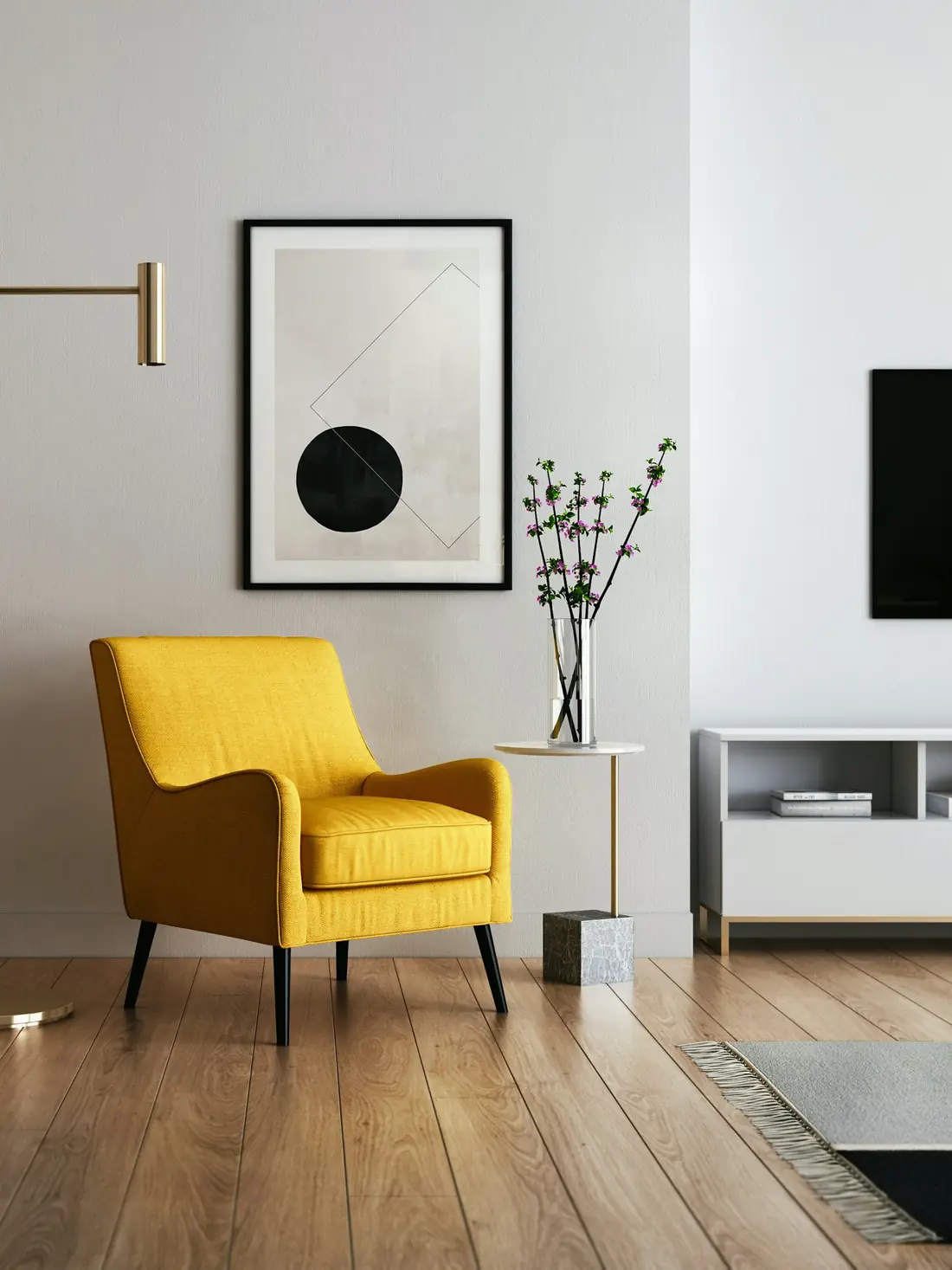 Poltrona gialla nello studio, luce naturale